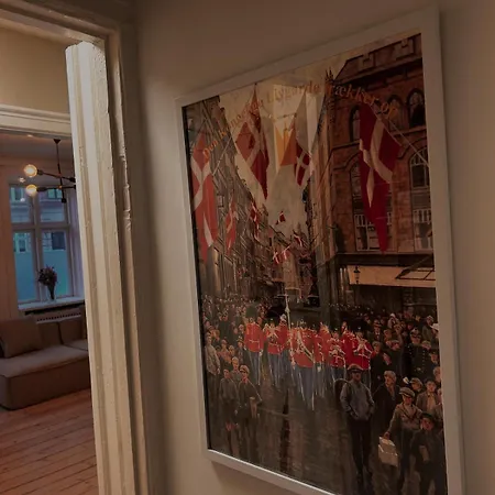 Cozy Frederiksberg Retreat I Perfect Location 5 Min To Metro