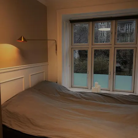 Cozy Frederiksberg Retreat I Perfect Location 5 Min To Metro *